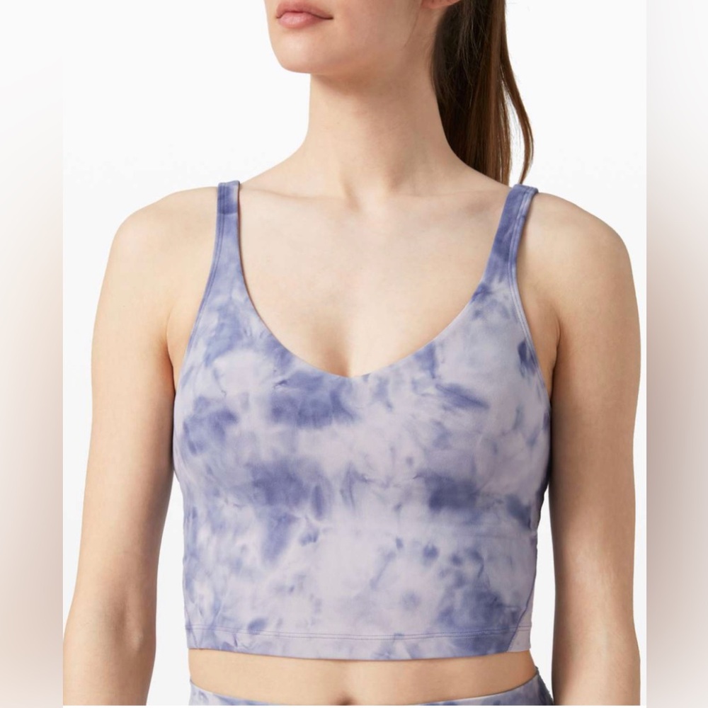 LULULEMON ALIGN TANK DIAMOND DYE
Diamond Dye Iced Iris Peri Purple
Size: 8